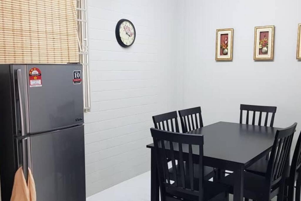 J & I Homestay Sibu Exterior photo